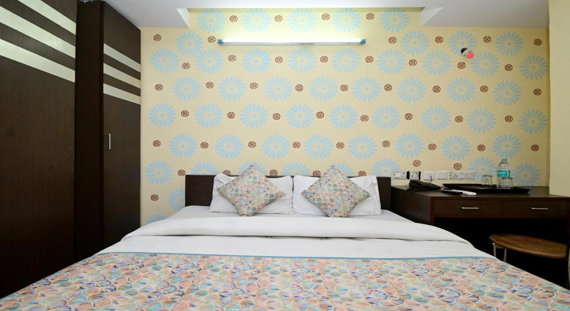 Hotel Laxmi Villa Palace-Near Jaipur Railway Station Zewnętrze zdjęcie