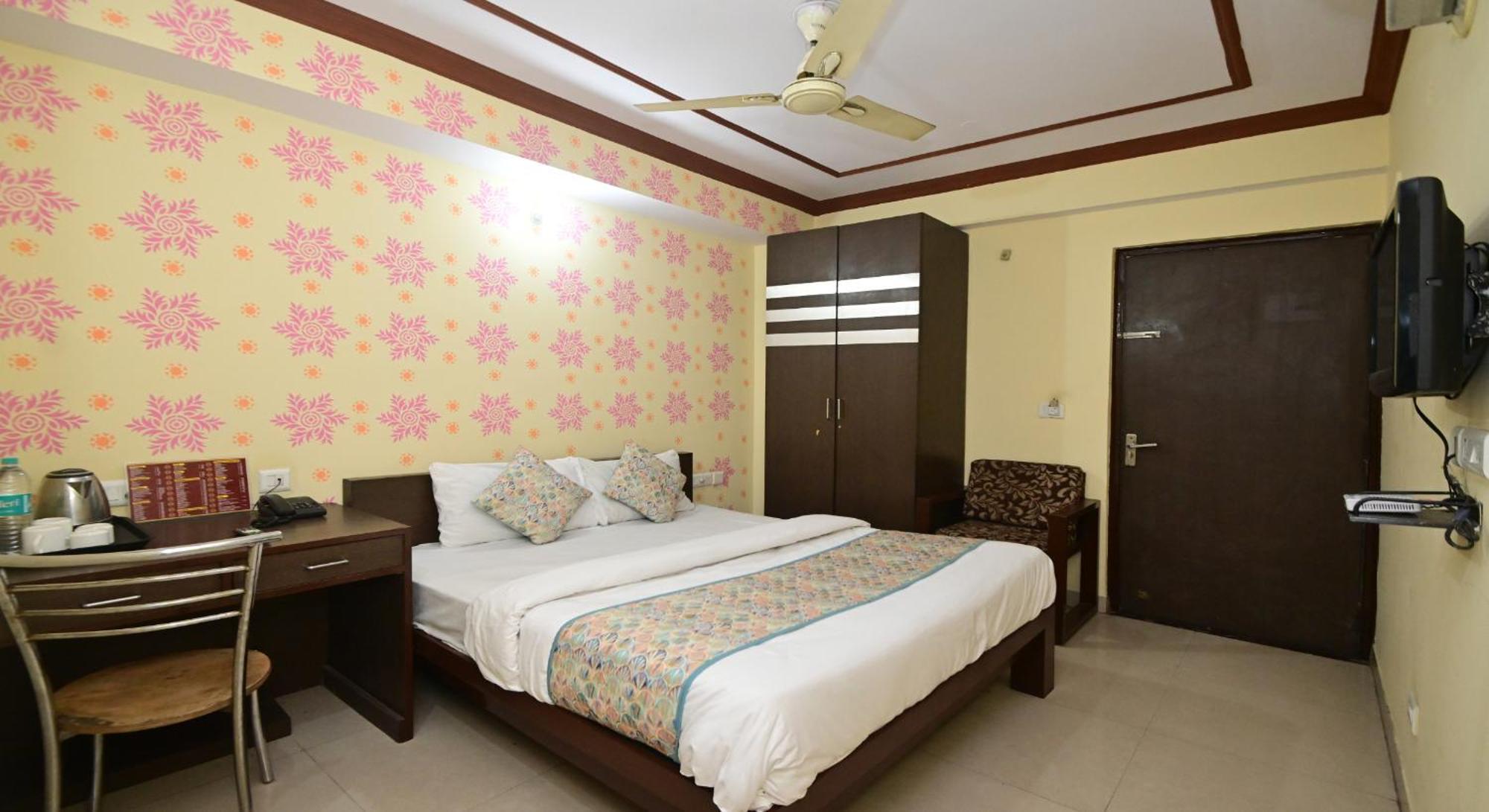 Hotel Laxmi Villa Palace-Near Jaipur Railway Station Zewnętrze zdjęcie